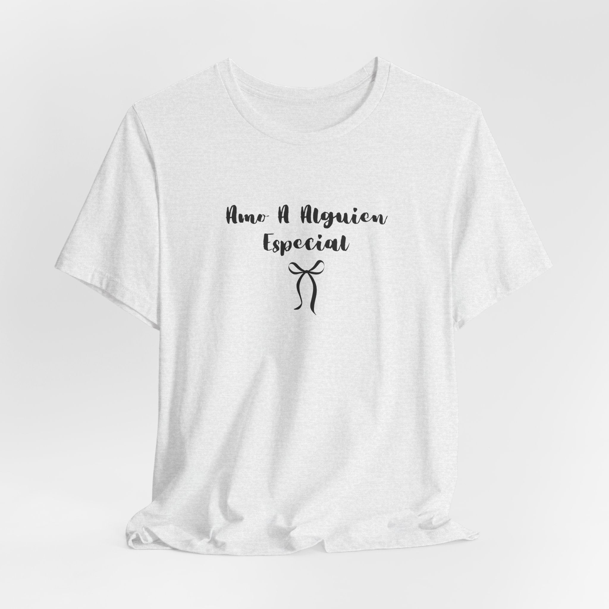 “Amo A Alguien Especial” Women’s Tee