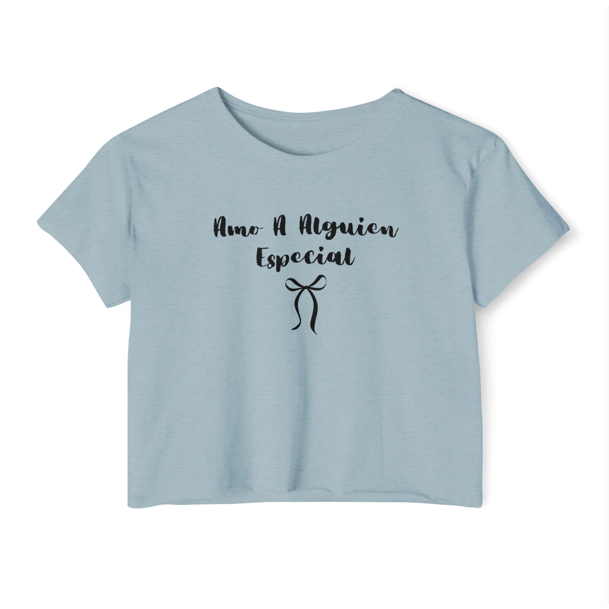 “Amo A Alguien Especial” Women’s Crop Top
