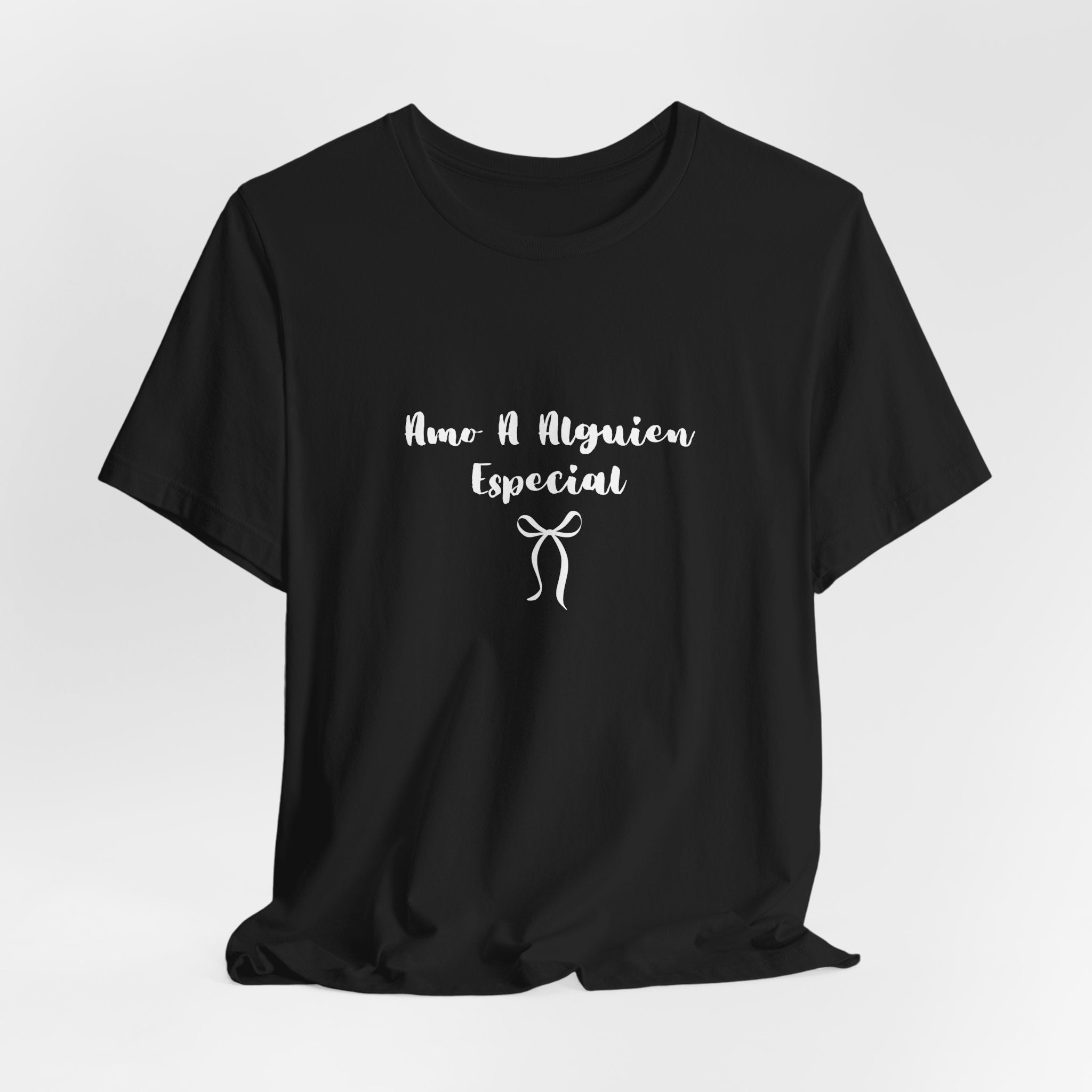 “Amo A Alguien Especial” Women’s Tee