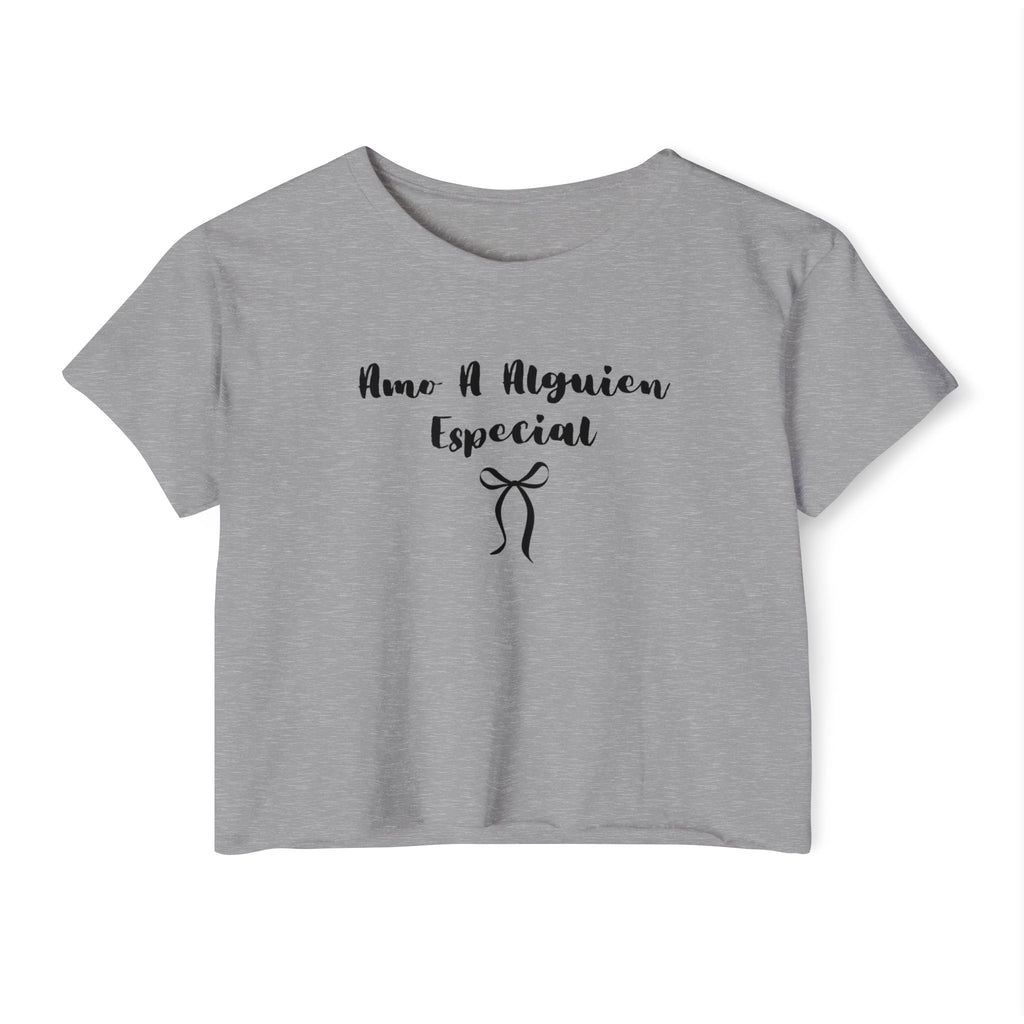 “Amo A Alguien Especial” Women’s Crop Top