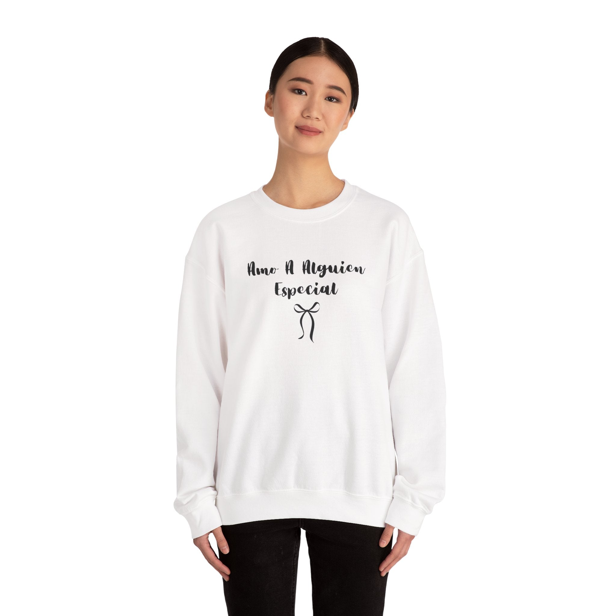 “Amo A Alguien Especial” Women’s Sweater