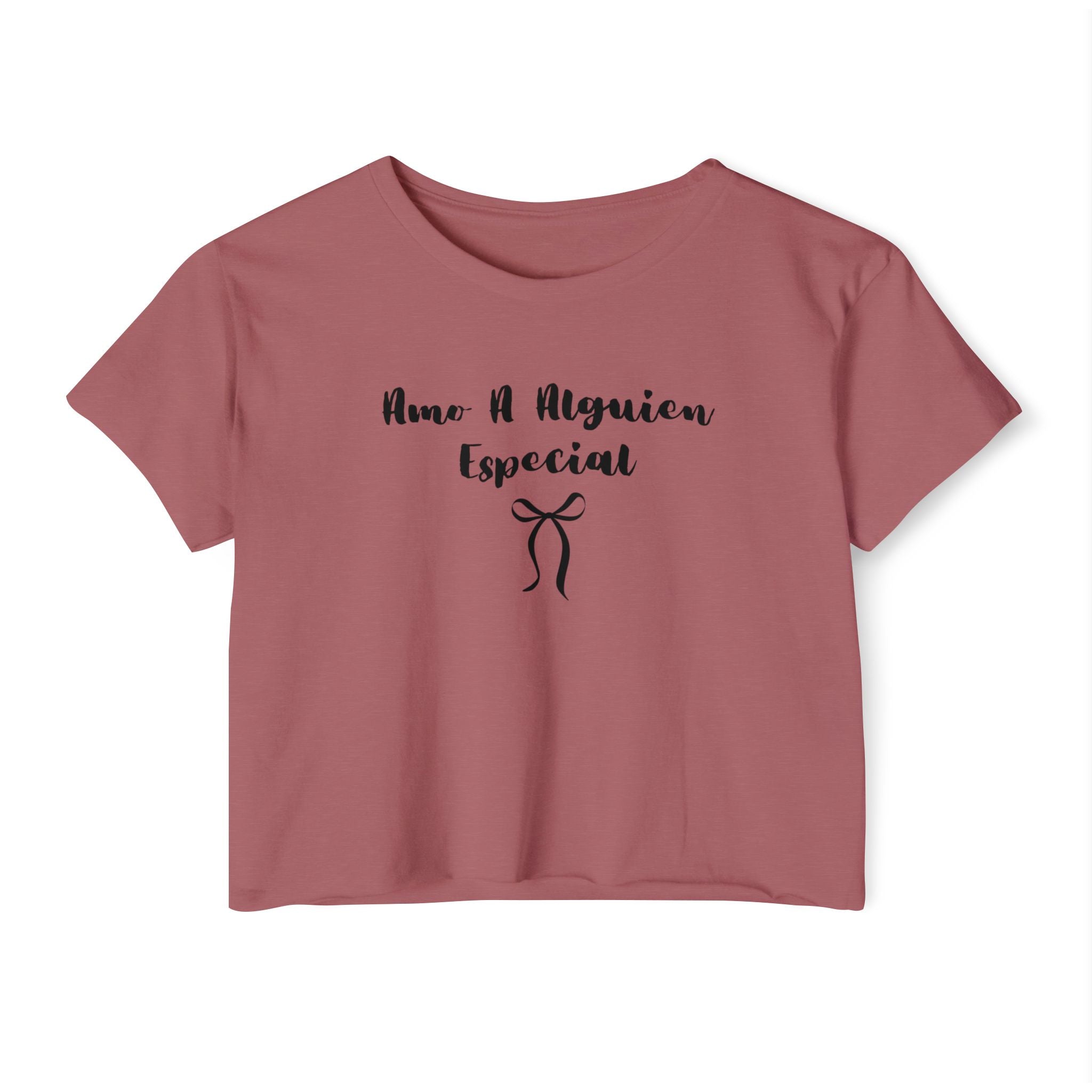 “Amo A Alguien Especial” Women’s Crop Top