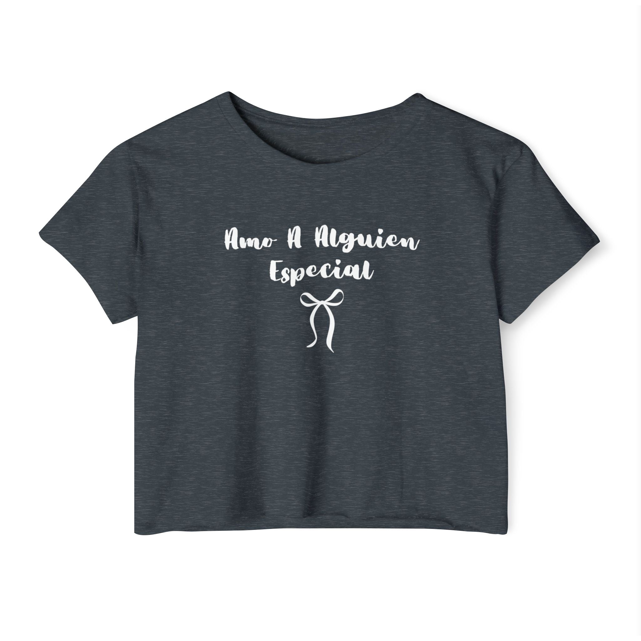 “Amo A Alguien Especial” Women’s Crop Top